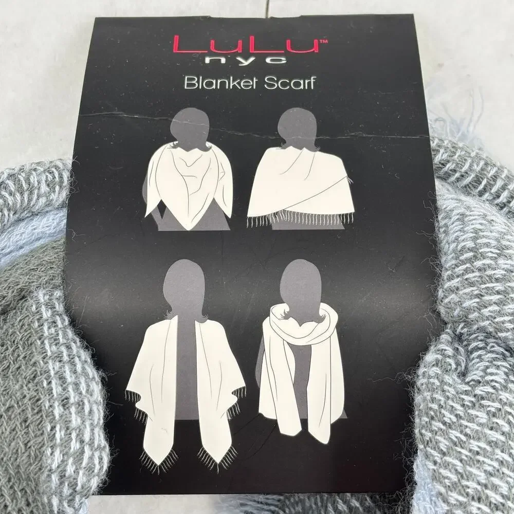 Lulu NYC‎ Blanket Scarf Light Blue Gray Plaid with Fringe Acrylic New